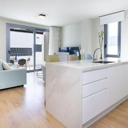 Lejlighed Home2book Modern With Pool In *